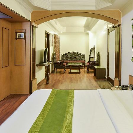 Hotel Kanishka Raipur  Exterior photo