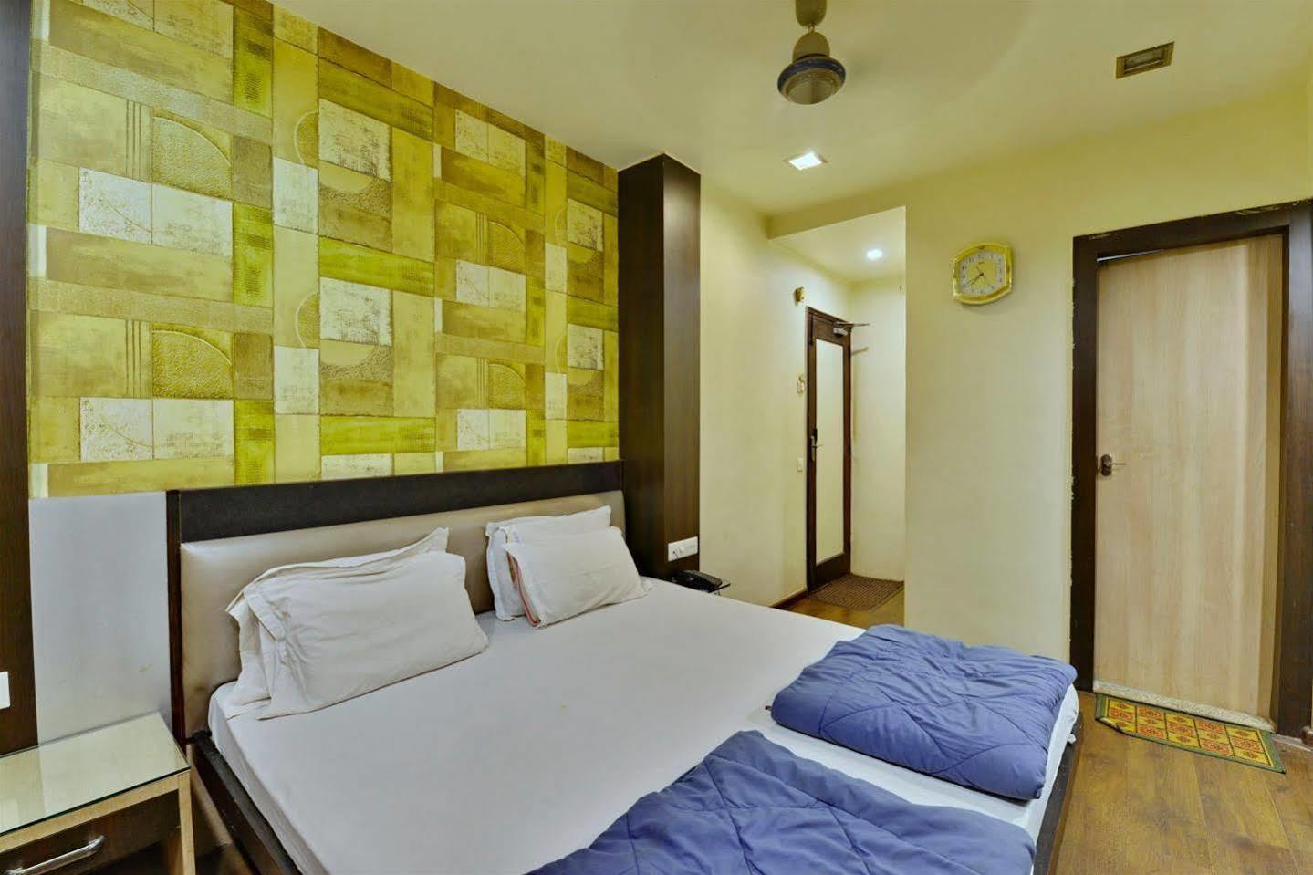 Hotel Kanishka Raipur  Exterior photo