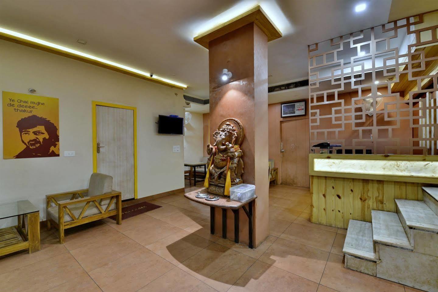 Hotel Kanishka Raipur  Exterior photo
